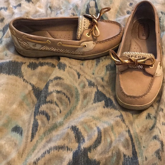 Sperry - Picture 1 of 3